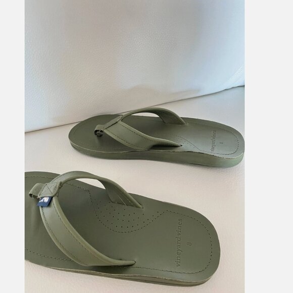 NEW VINEYARD VINES Size 8 Men's Clover Green Leather CONTOURED Flip Flop SANDAL - Picture 5 of 5